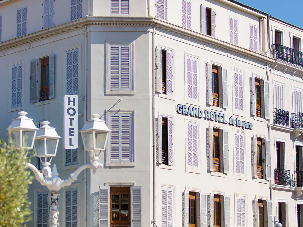 Escale citadine au coeur de Toulon - 3*