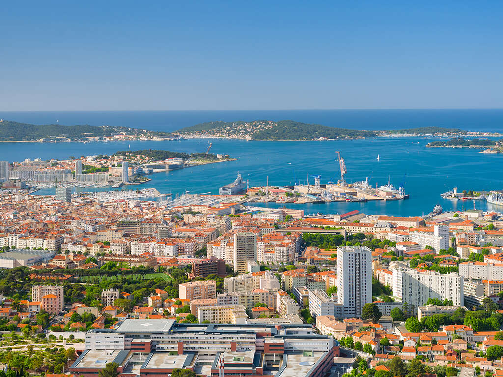Escapade détente à une heure de Marseille et à 5km des plages - 3*
