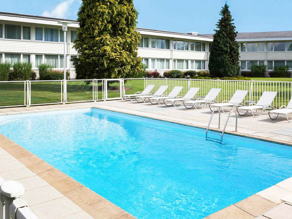 Escapade à Lille avec piscine extérieure - 4*