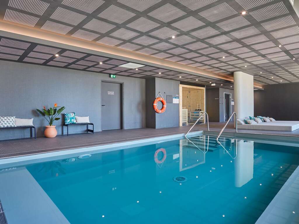 Séjour avec sauna et piscine intérieure au coeur du quartier d'affaires de Marseille - 4*