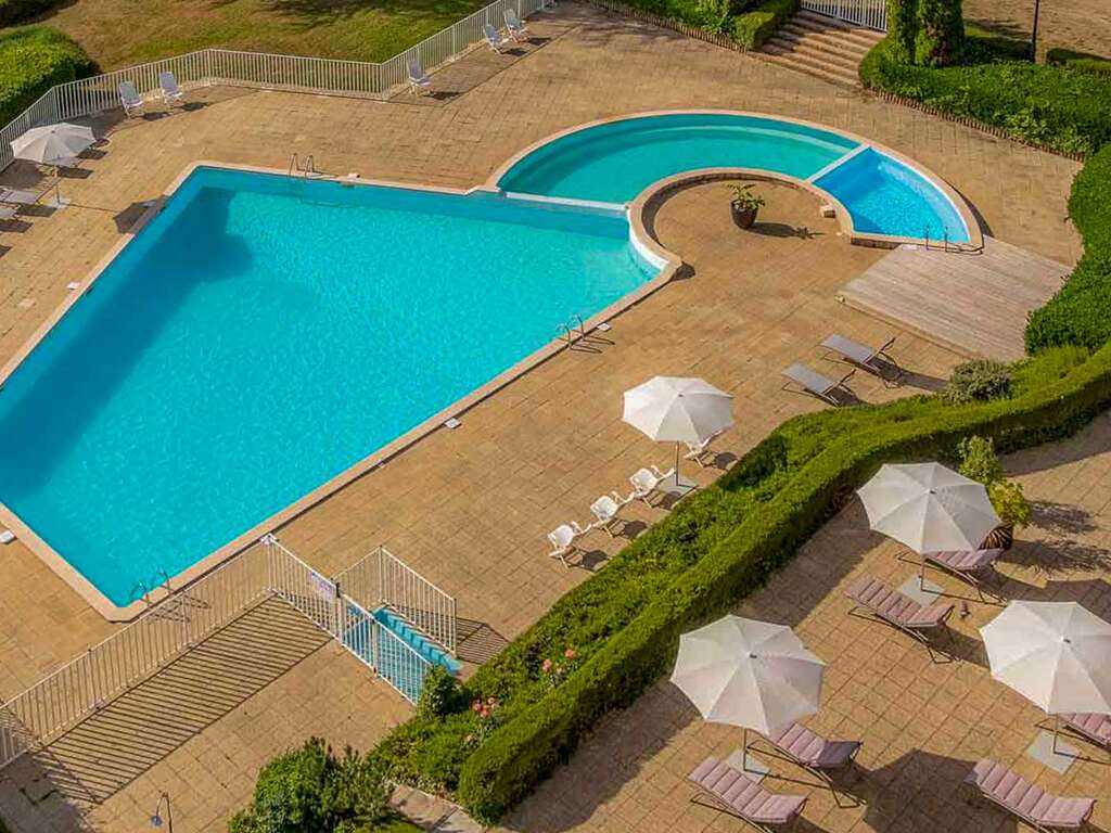Séjour détente avec spa et piscine dans le Berry - 4*