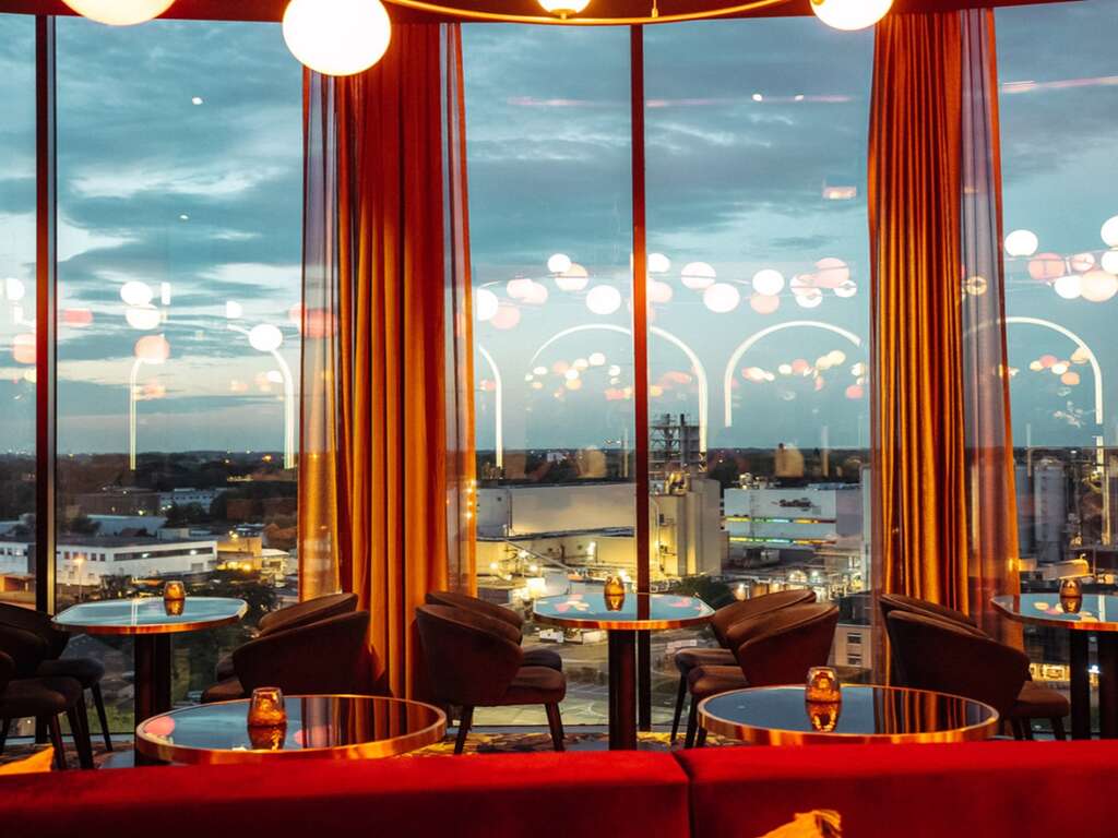 Romance à Gand avec dîner + wellness + excursion en bateau - 4*
