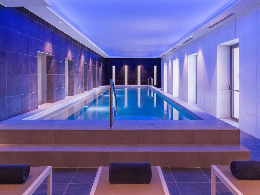 Escapade 5* avec spa et dîner au coeur de Carcassonne - 5*