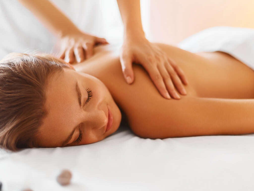 ÉVasion Bien-Être à Cannes : Week-end avec Modelage et Spa - 4*