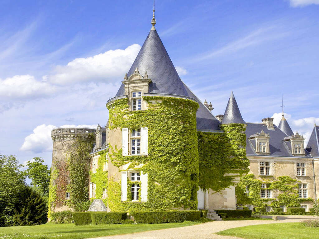 Week-end Prestige spa et dîner gastronomique aux pays des 1001 châteaux en Périgord vert - 3*
