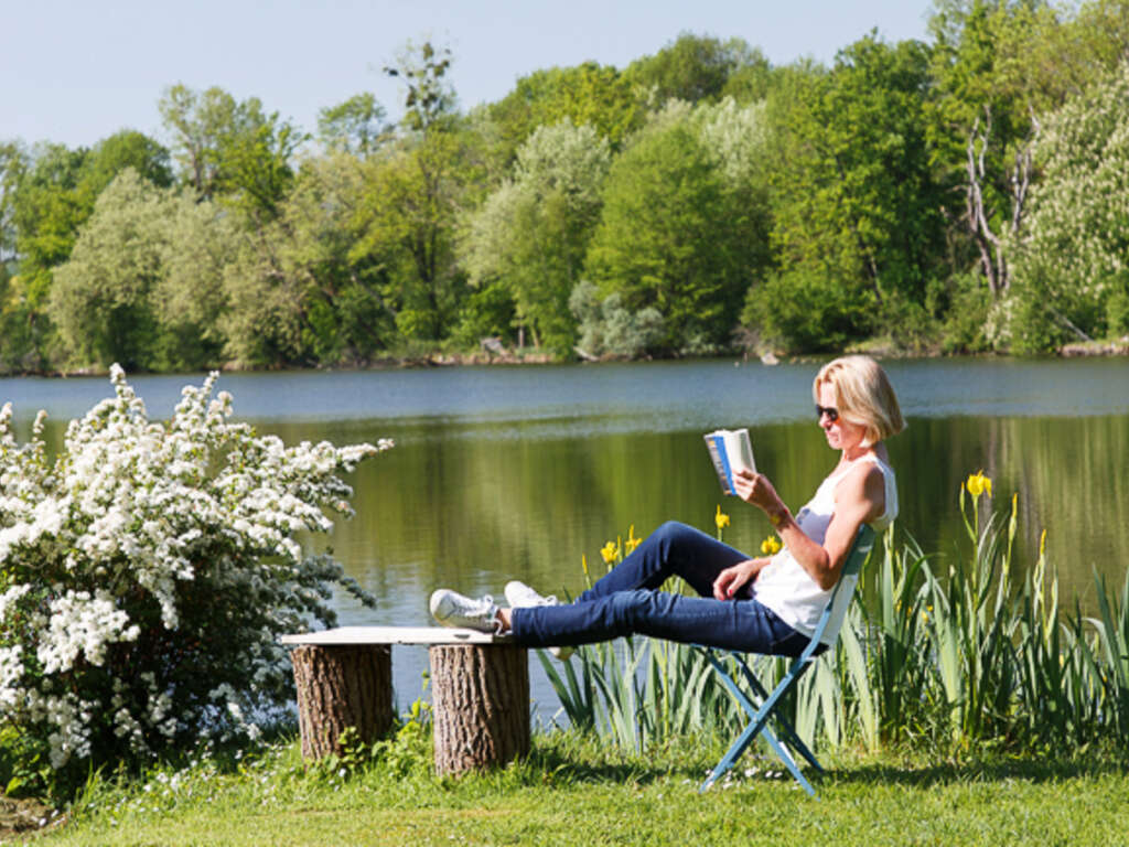 Dépaysement et calme au bord d'un lac à Itteville - 3*
