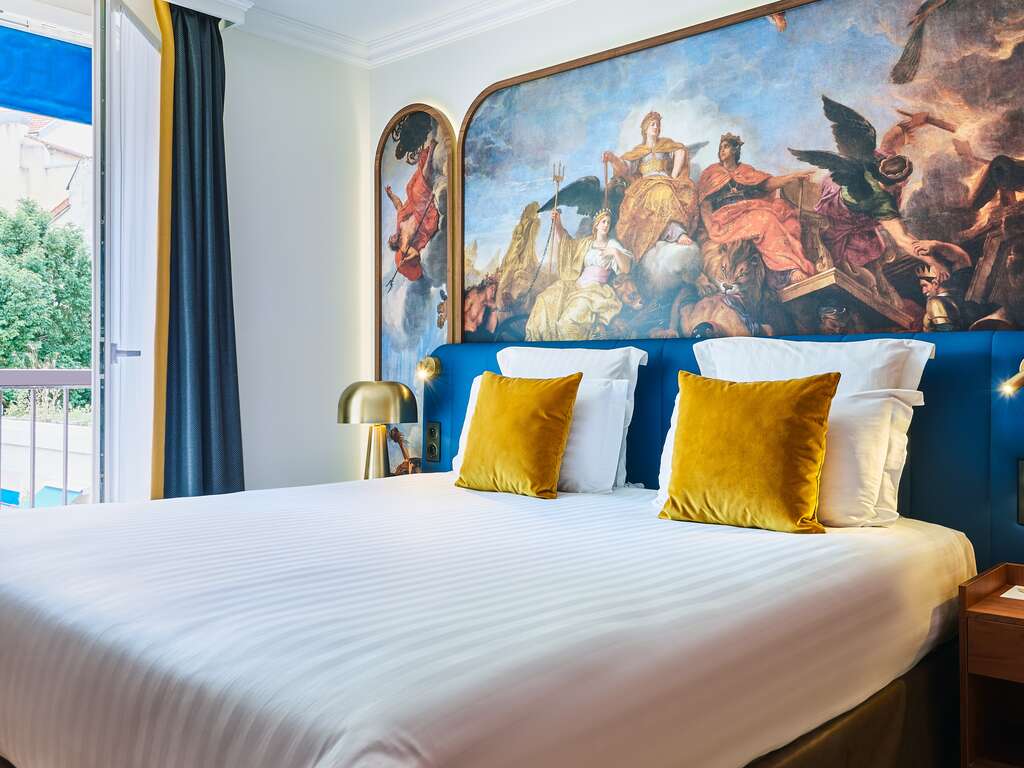 Week-end à deux pas du Château de Versailles - 4*