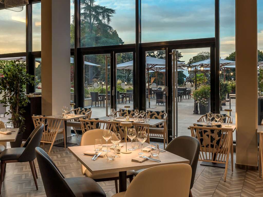Séjour en demi pension avec spa à Evian les bains - 4*