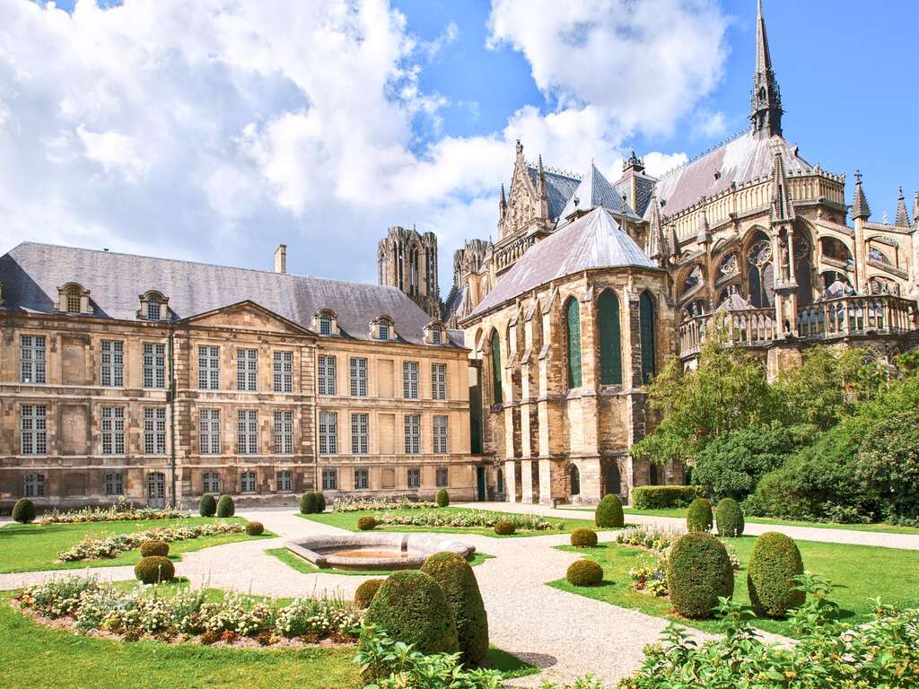 Escapade 4* au coeur de Reims - 4*