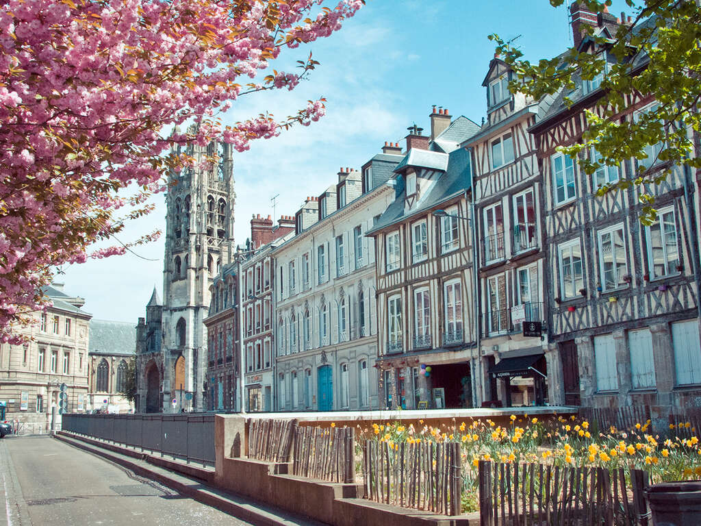 Séjour dans le centre ville de Rouen, parking et verre de bienvenue offert - 3*