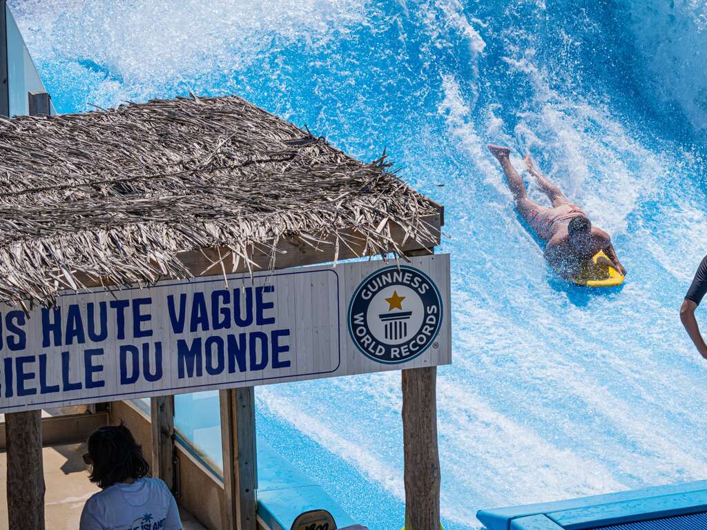 Séjour ensoleillé au coeur du Vaucluse avec accès à Wave Island (17 minutes en voiture) - 4*