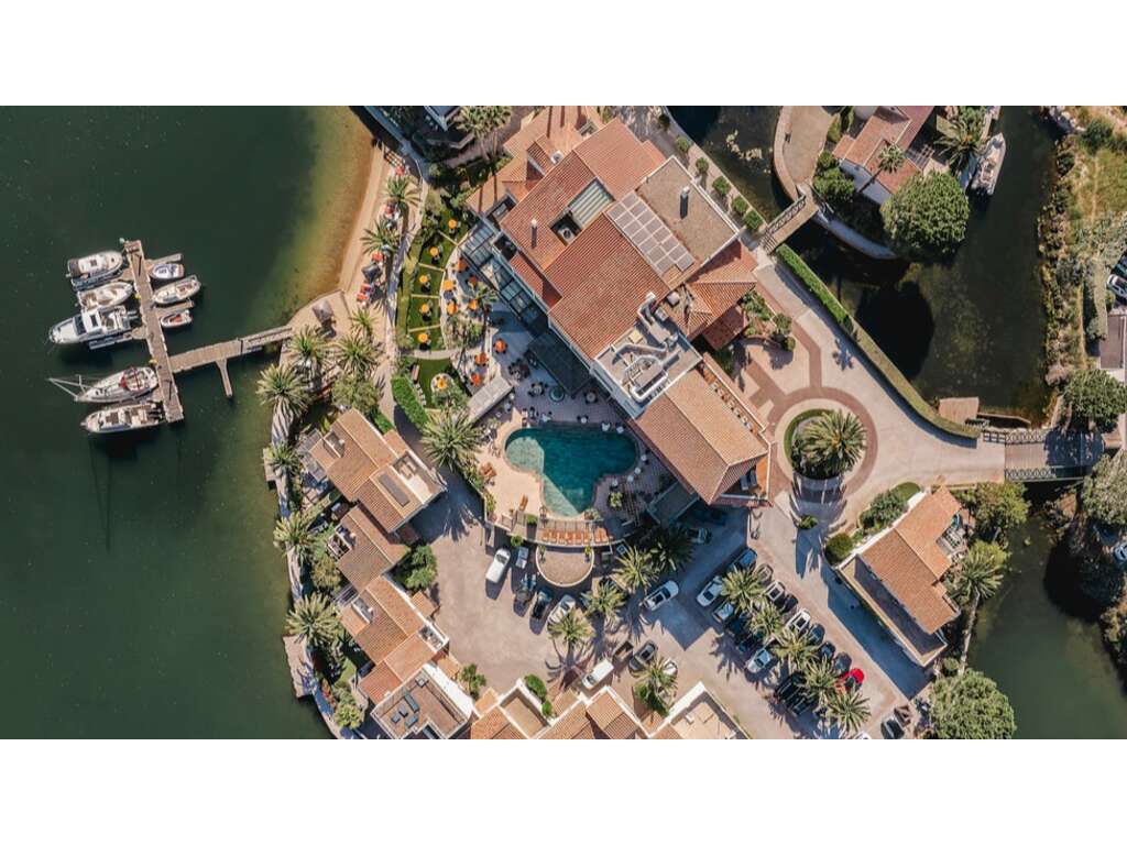 Saveurs & Sérénité sur une île privée : Dîner & Accès Thalasso illimité - 5*