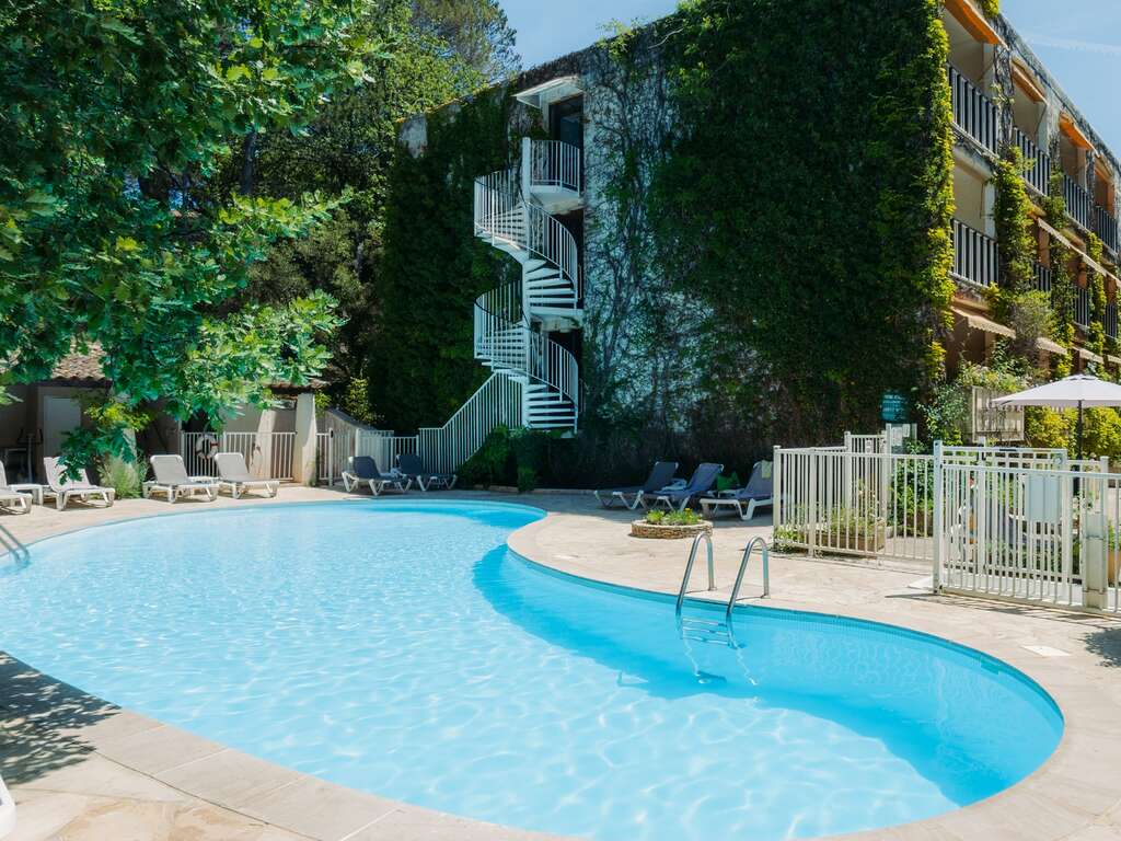 Escapade avec sauna & champagne à Gréoux-les-Bains - 4*