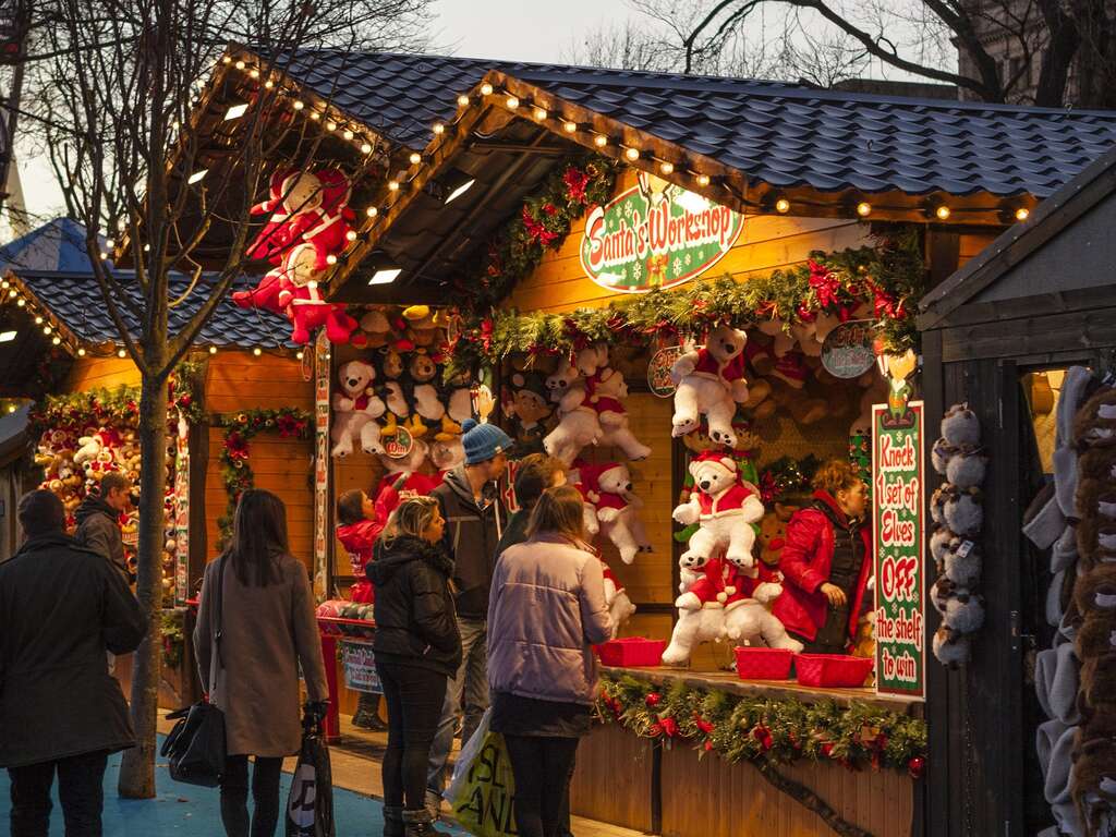 La Magie de Noël à Rennes - Marché de Noël à 15 minutes - 4*