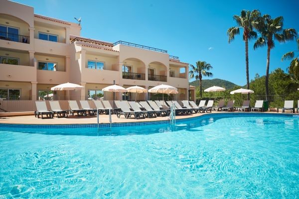 Club Framissima Invisa Cala Blanca 4*