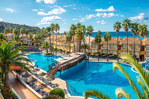 Hôtel Royal Son Bou Family Club 4*