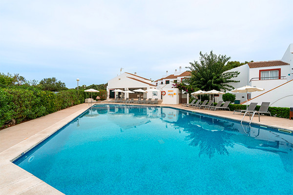 Aparthotel Flora Park & Aquarock 3*