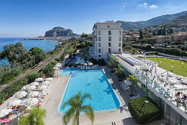 Hôtel Santa Lucia Le Sabbie d'Oro 4*